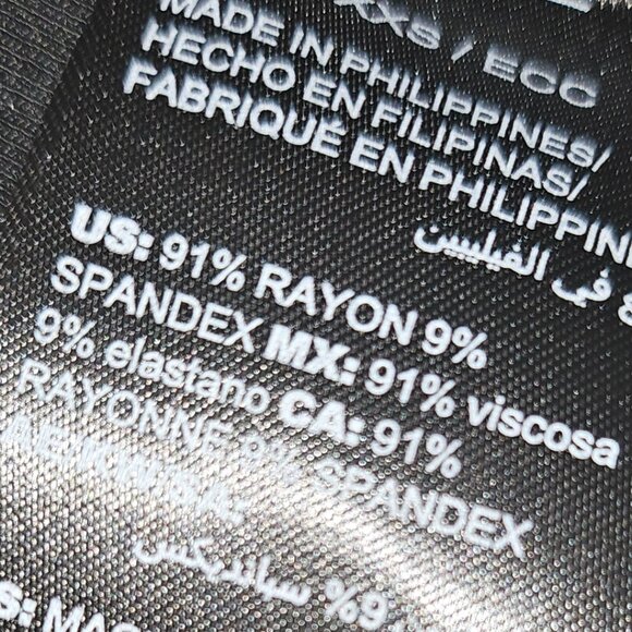 (NWOT) WHBM BLACK and WHITE STRIPED SHORT SLEEVED DRESS SIZE XXS - Picture 13 of 13